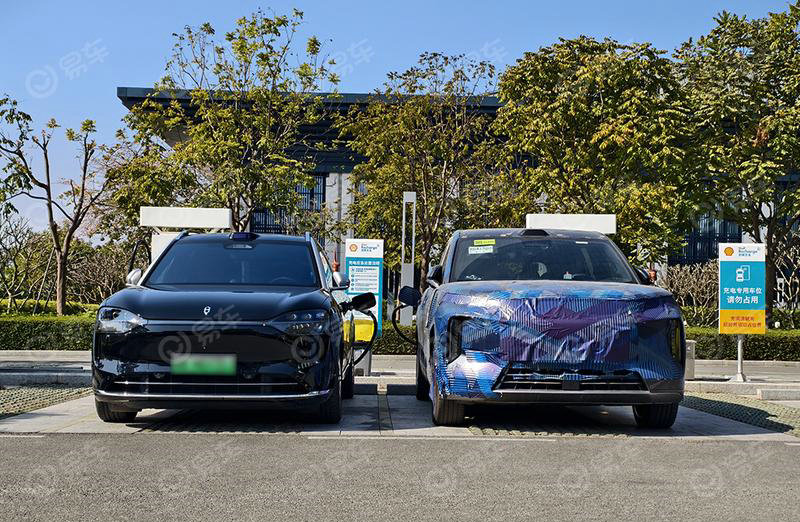 BYD Tang 9 Series: D-Class Flagship SUV Spy Shots With AITO M9