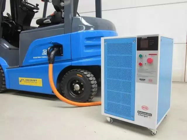 BYD Forklift Charging