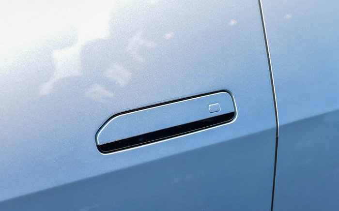 BYD FCB 8 Invisible door handle