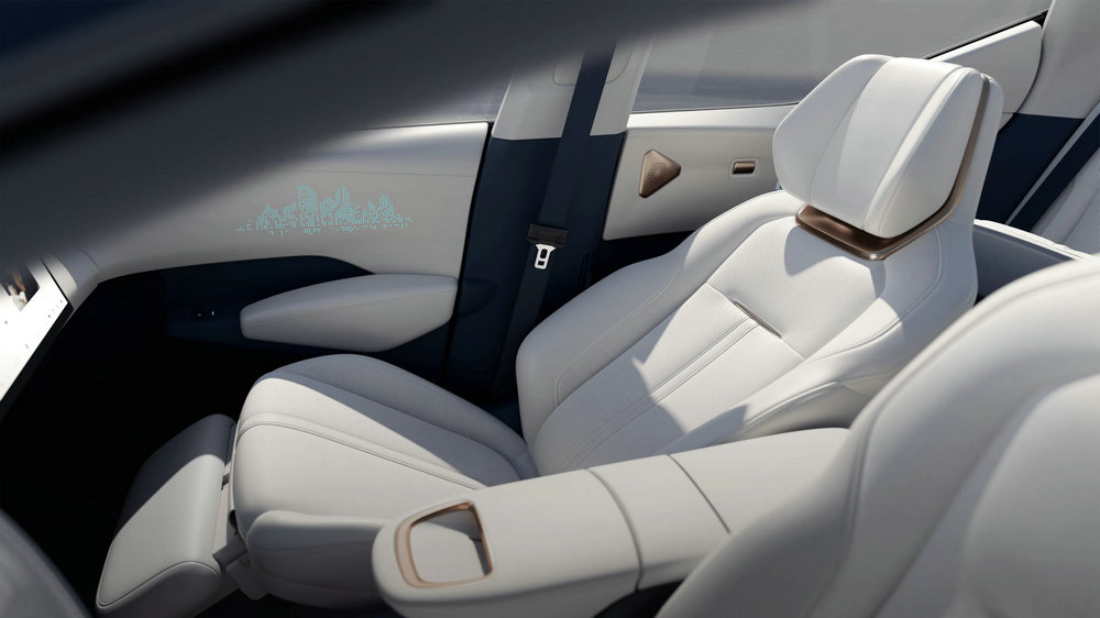 zeekr x front seats folded down