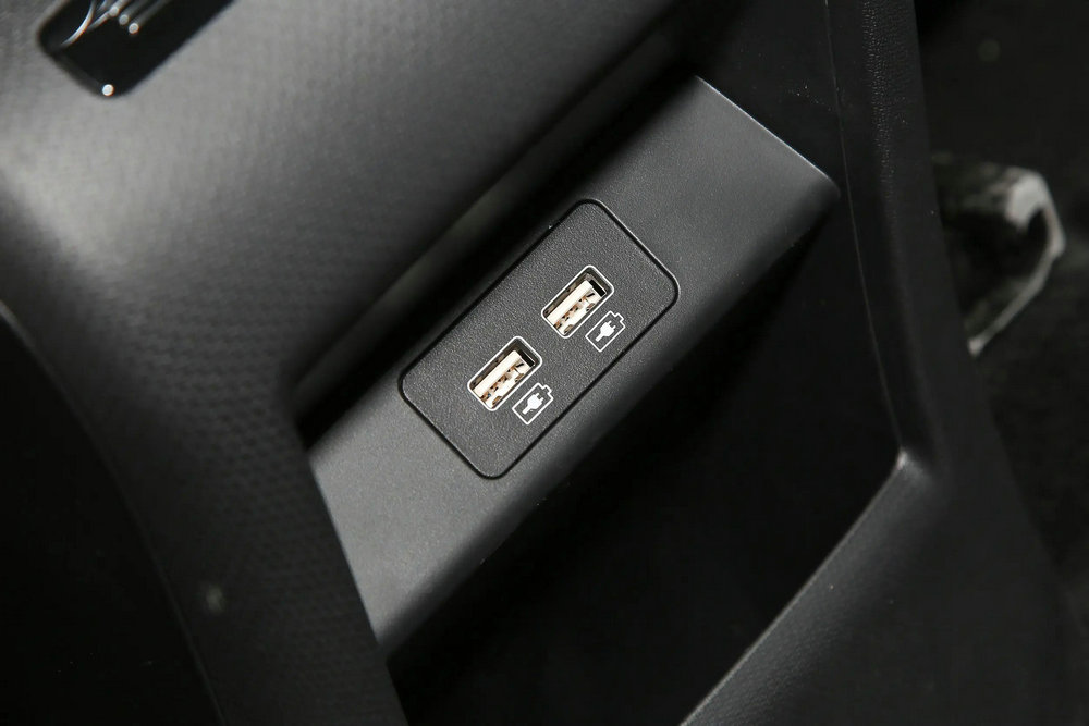 BYD yuan plus rear USB charging port