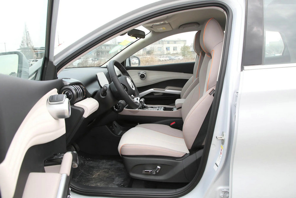 BYD yuan plus front cockpit side