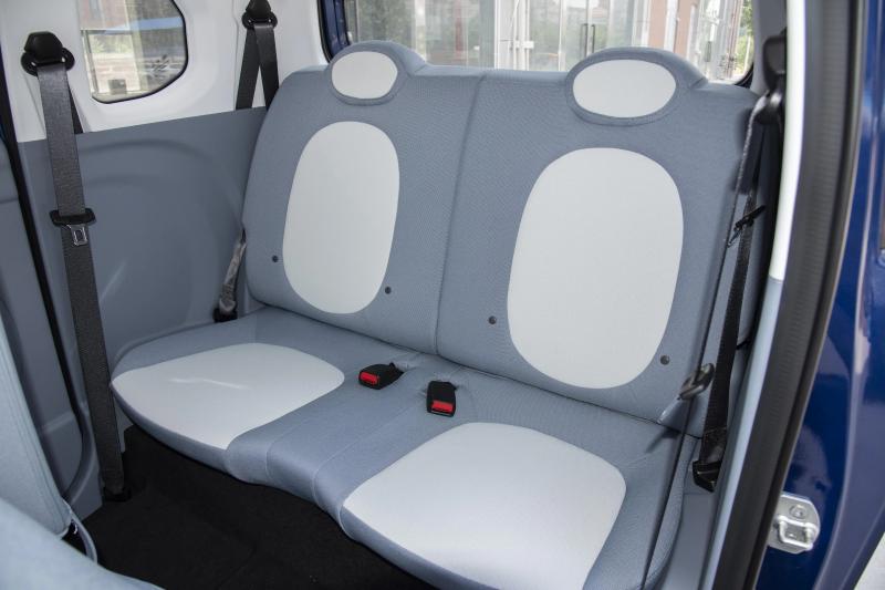 The rear seats of the Pentium pony electric vehicle